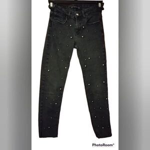 Zara Gray Beaded Cropped Distressed Jeans Raw Hem Tagged Sz 6